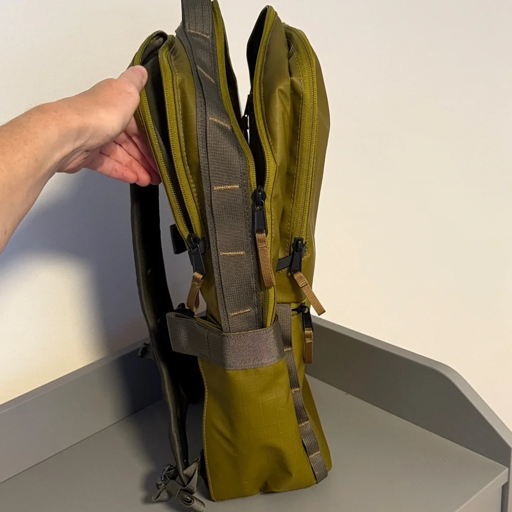 The North Face Mustard Backpack - Picture 3 of 5